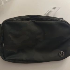 Lululemon belt bag camouflage